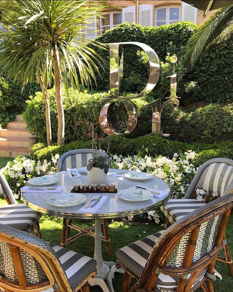 The Luxury Guide That Takes You Through The Best Places In Saint Tropez  Byblos Dior Café Bagatelle And More  BellaZofia